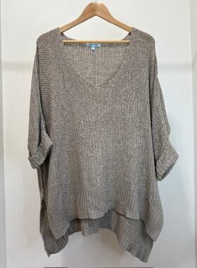 She + Sky Oversized V‑Neck Sweater - Taupe – One Size